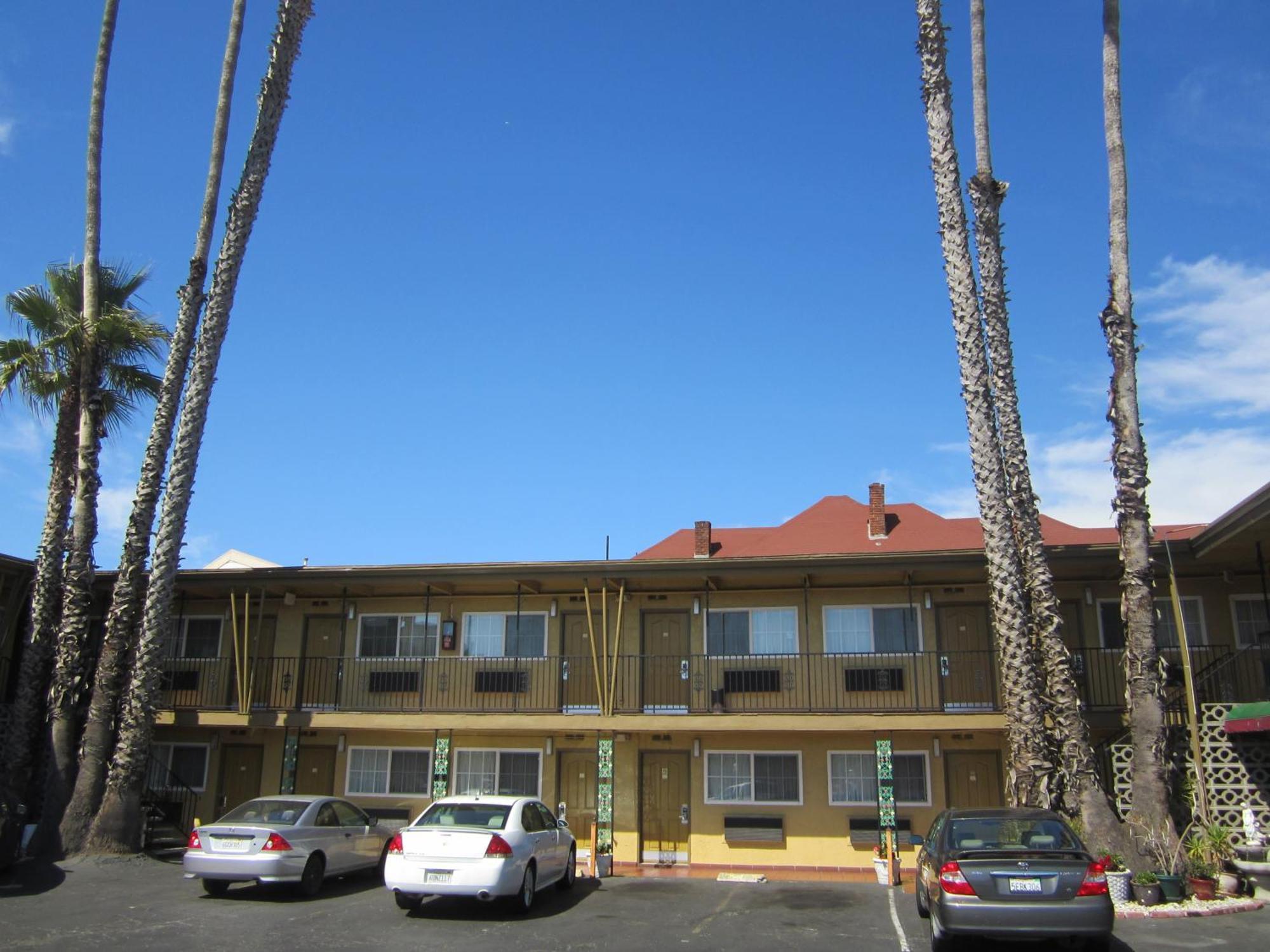 Civic Center Lodge / Lake Merritt Bart Oakland Exterior photo